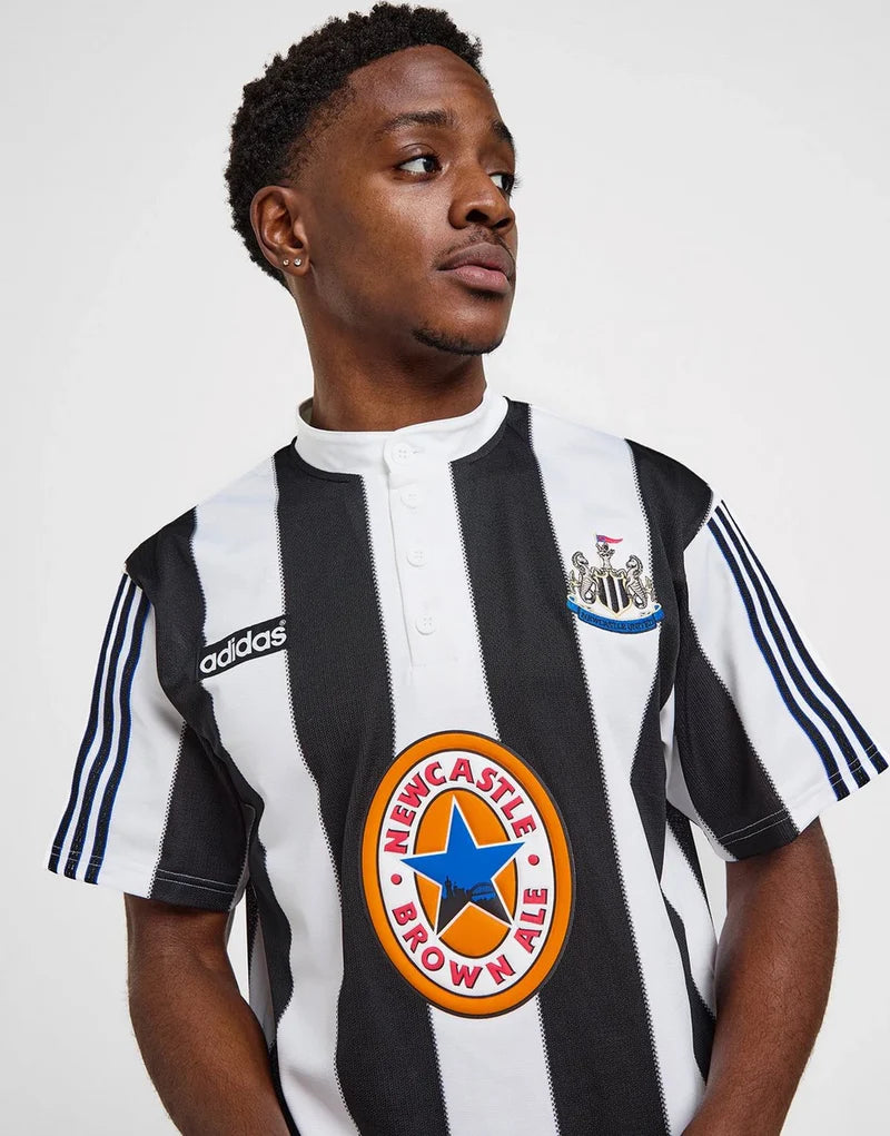 Newcastle Home Retrô 95/97 Adidas - Preta e Branca
