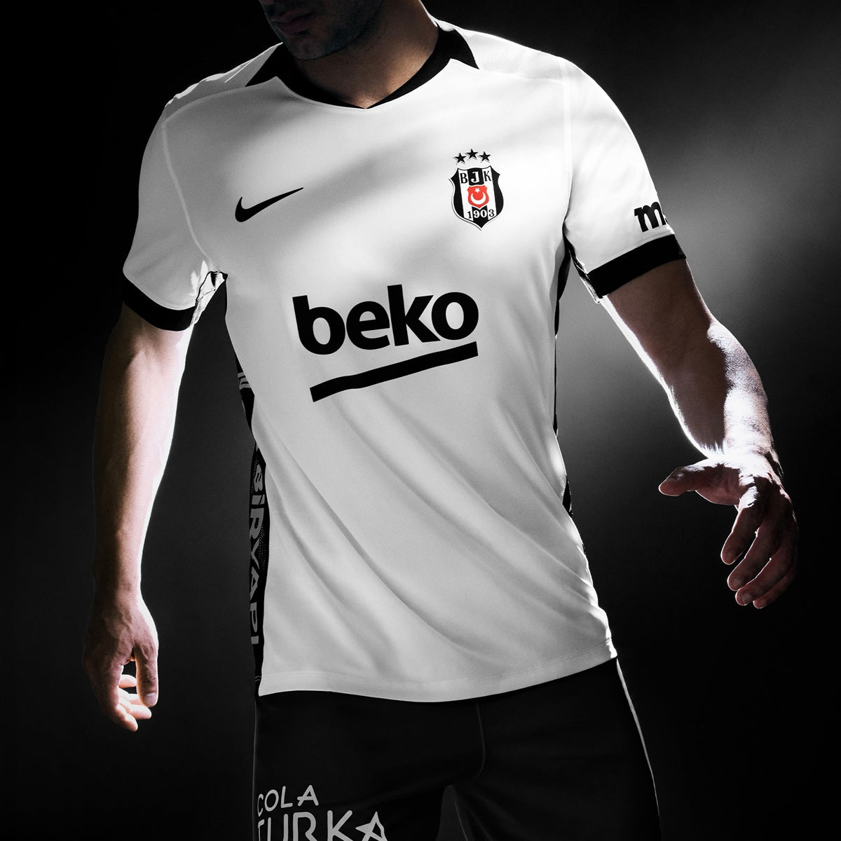 Beşiktaş Home 26/27 Torcedor Nike Masculina - Branca
