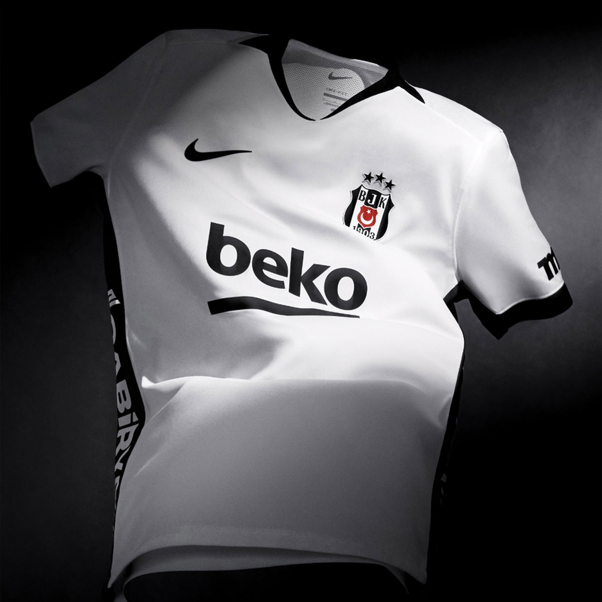 Beşiktaş Home 26/27 Torcedor Nike Masculina - Branca