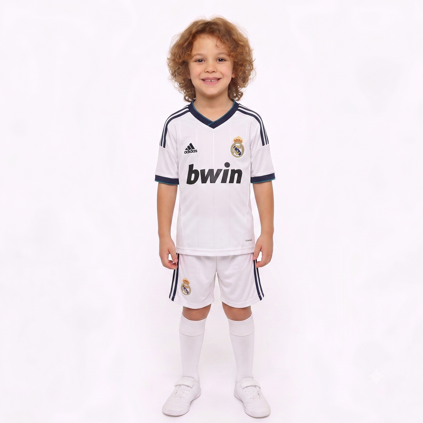 Kit Infantil Real Madrid Home Retrô 12/13 - Branco