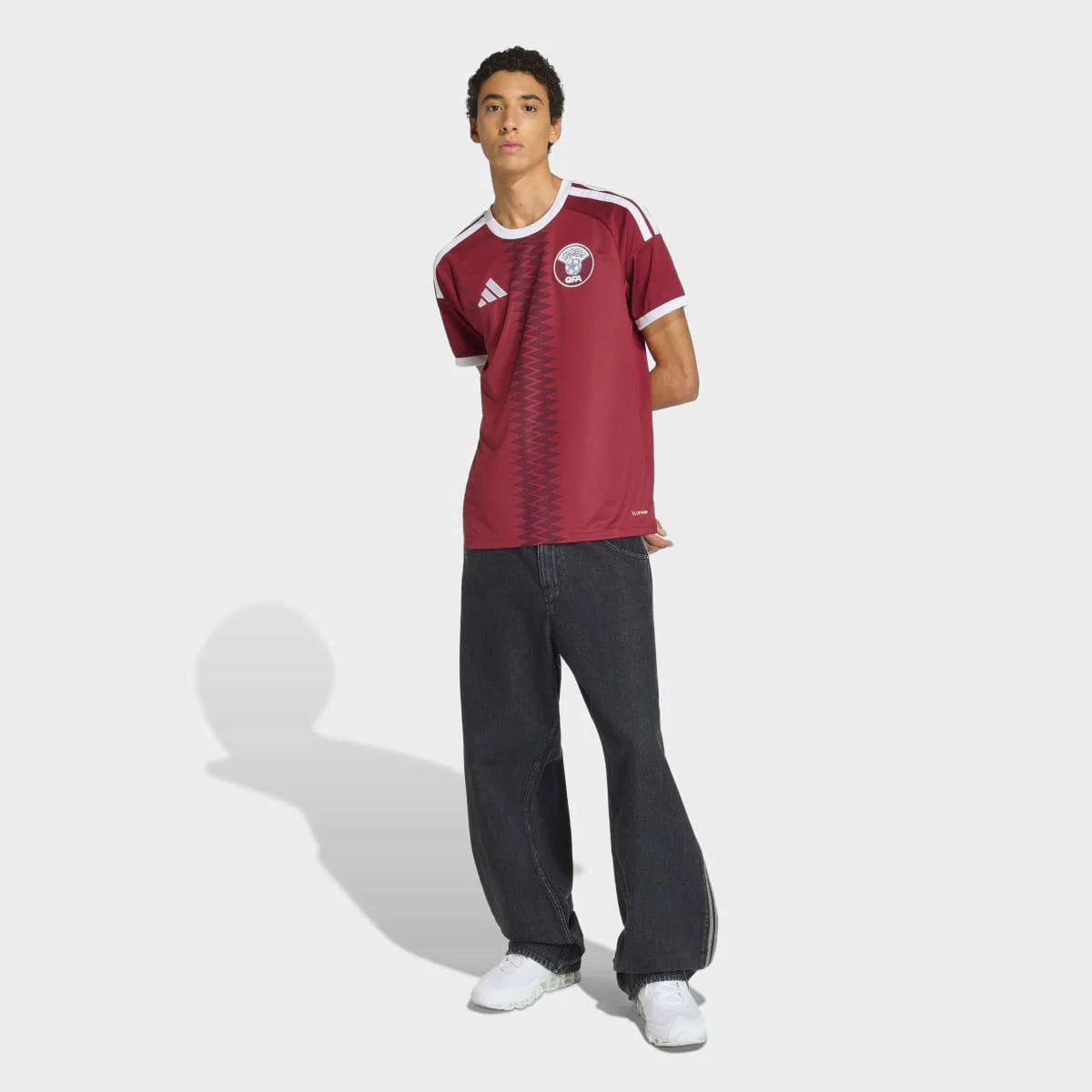Qatar Home 26/27 Torcedor Adidas  - Vinho