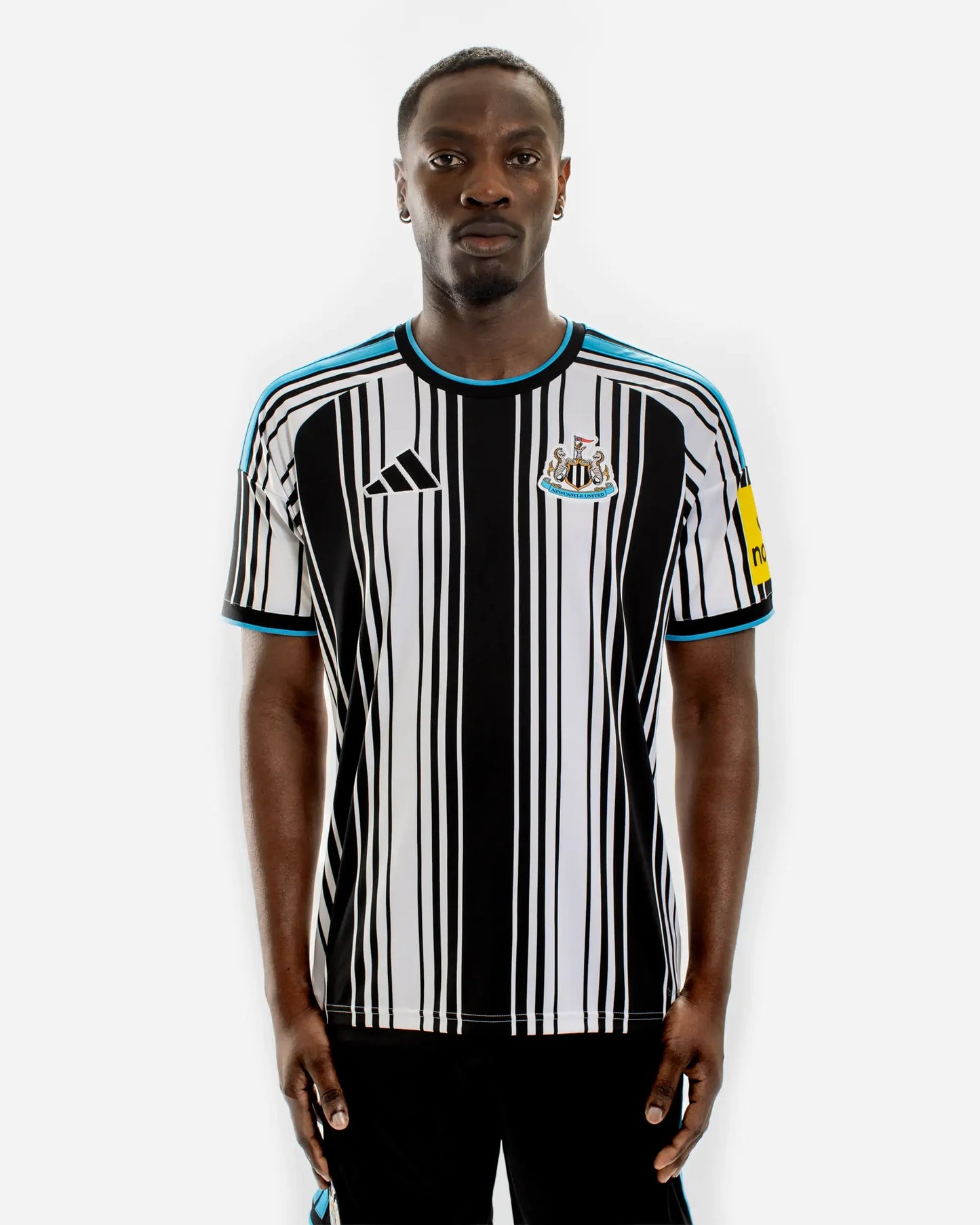 Newcastle Home 26/27 Torcedor Adidas - Preto e Branco