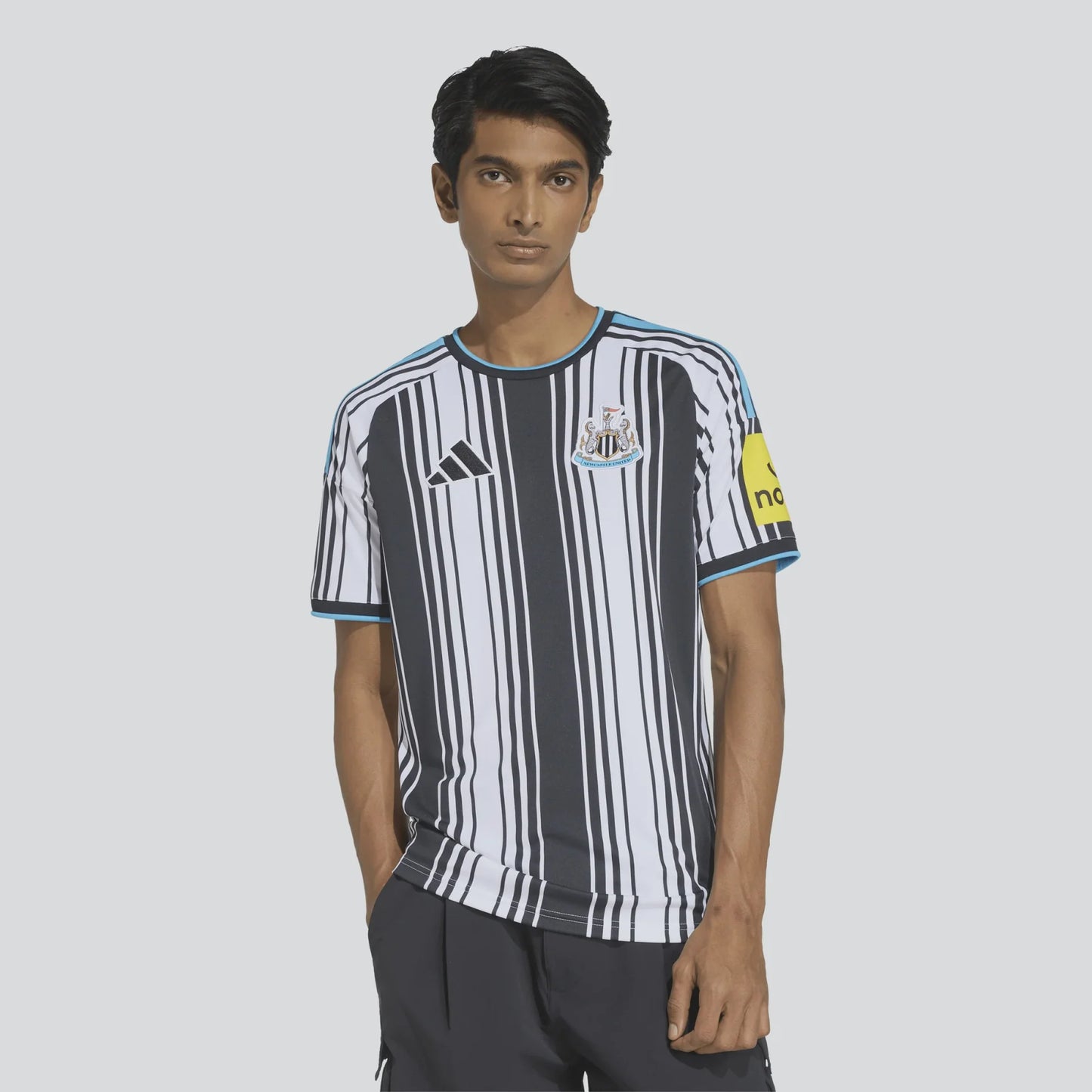 Newcastle Home 26/27 Torcedor Adidas - Preto e Branco