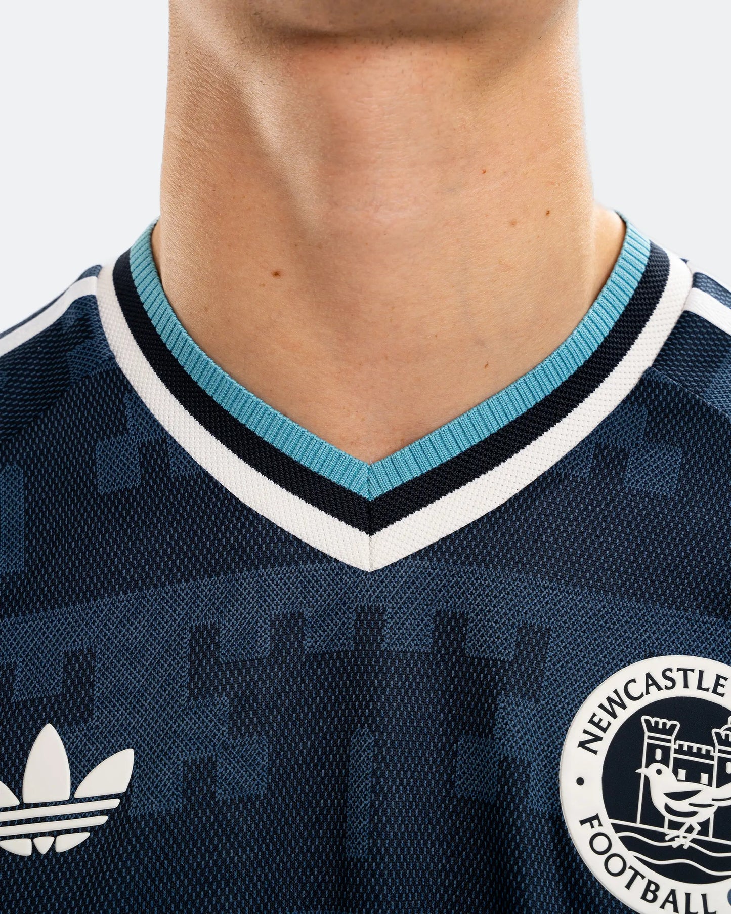 Newcastle Away 26/27 Jogador Adidas - Azul Escuro