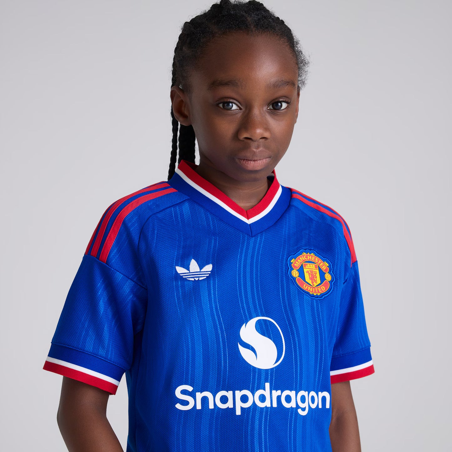 Kit infantil Manchester Away Home 26/27  - Azul