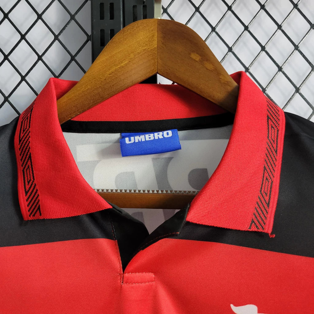 Flamengo Home Retro 1992/1993 Masculino Umbro - Vermelho e Preto
