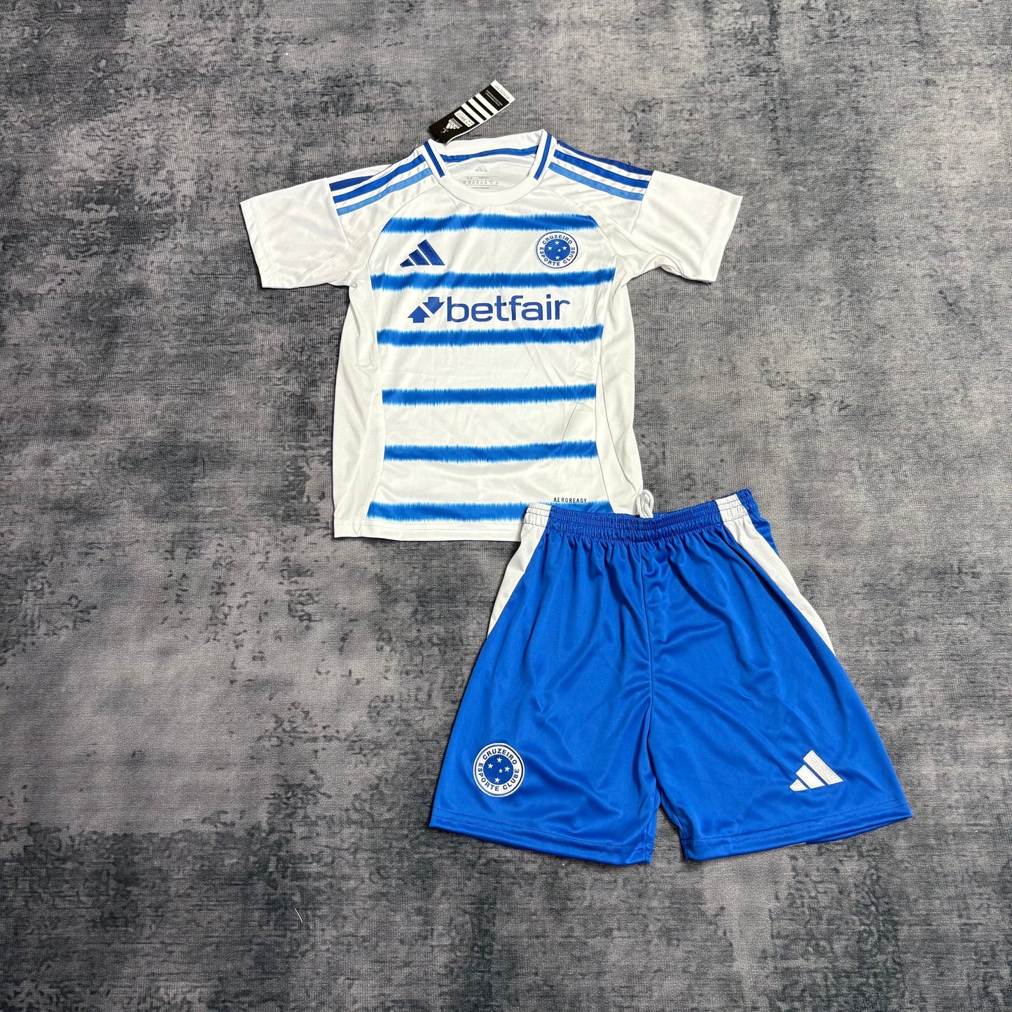 Kit Infantil Cruzeiro Away 25/26 . - Branco e Azul