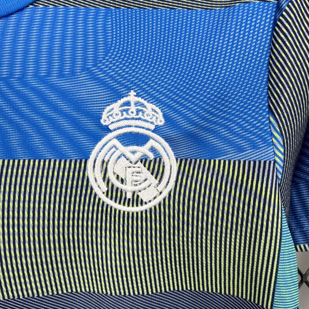 Kit Infantil Real Madrid Pré Jogo 25/26 - Azul e Cinza