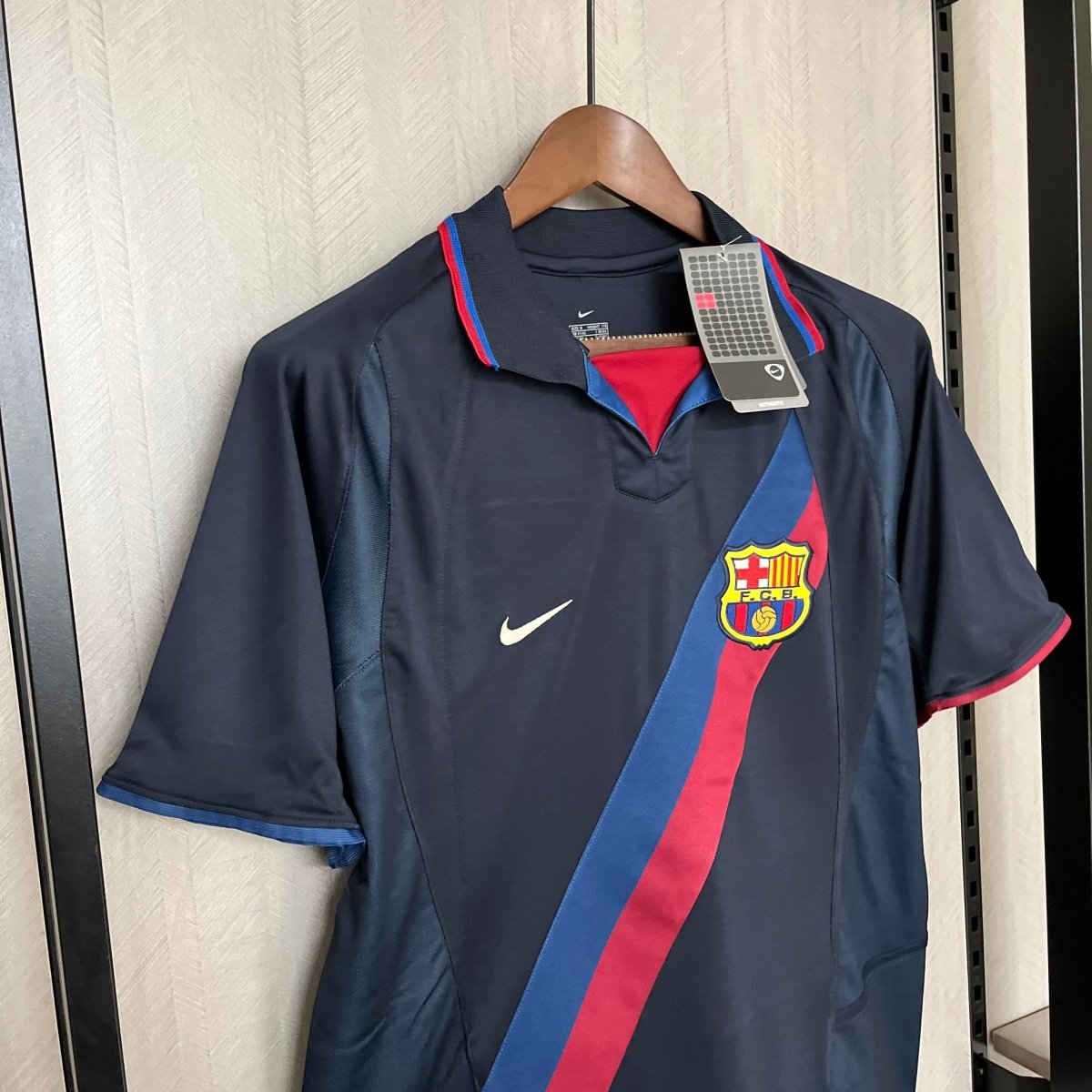 Barcelona Third Retro 03/03 Nike - Azul Escuro