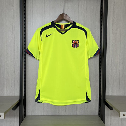 Barcelona Away Retro 05/06 Nike - Amarelo