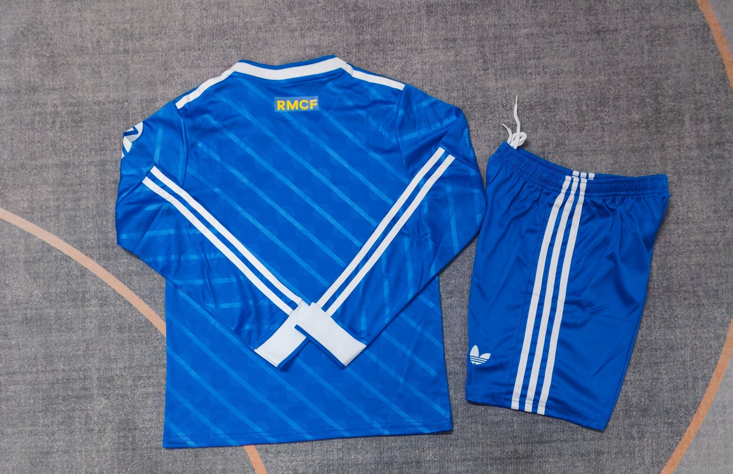Kit Infantil Real Madrid Third Manga Longa 25/26 - Azul