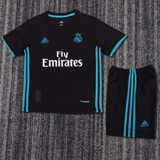 Kit Infantil Real Madrid Away Retrô 16/17 - Preto