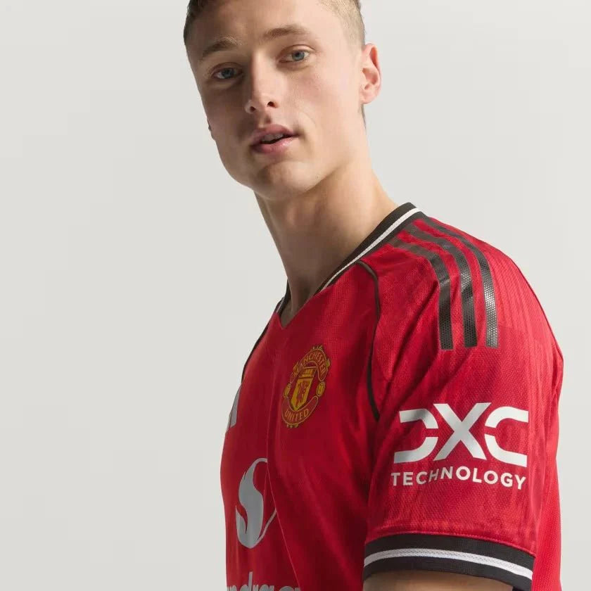 Manchester United Home 25/26 Jogador Adidas - Vermelho