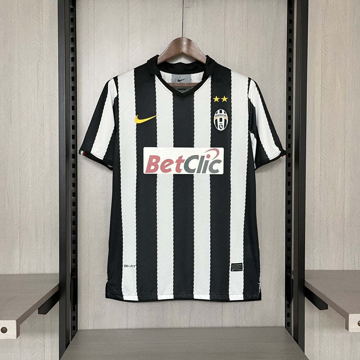 Juventus Retrô Home 2010 Nike - Preta e Branca