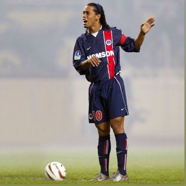 Camisa PSG Retrô 2002/2003 Azul e Vermelha - Nike