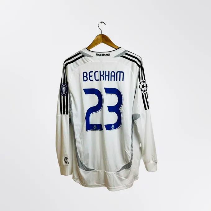 Real Madrid Home Retrô 06/07 Manga Longa Adidas - Branco
