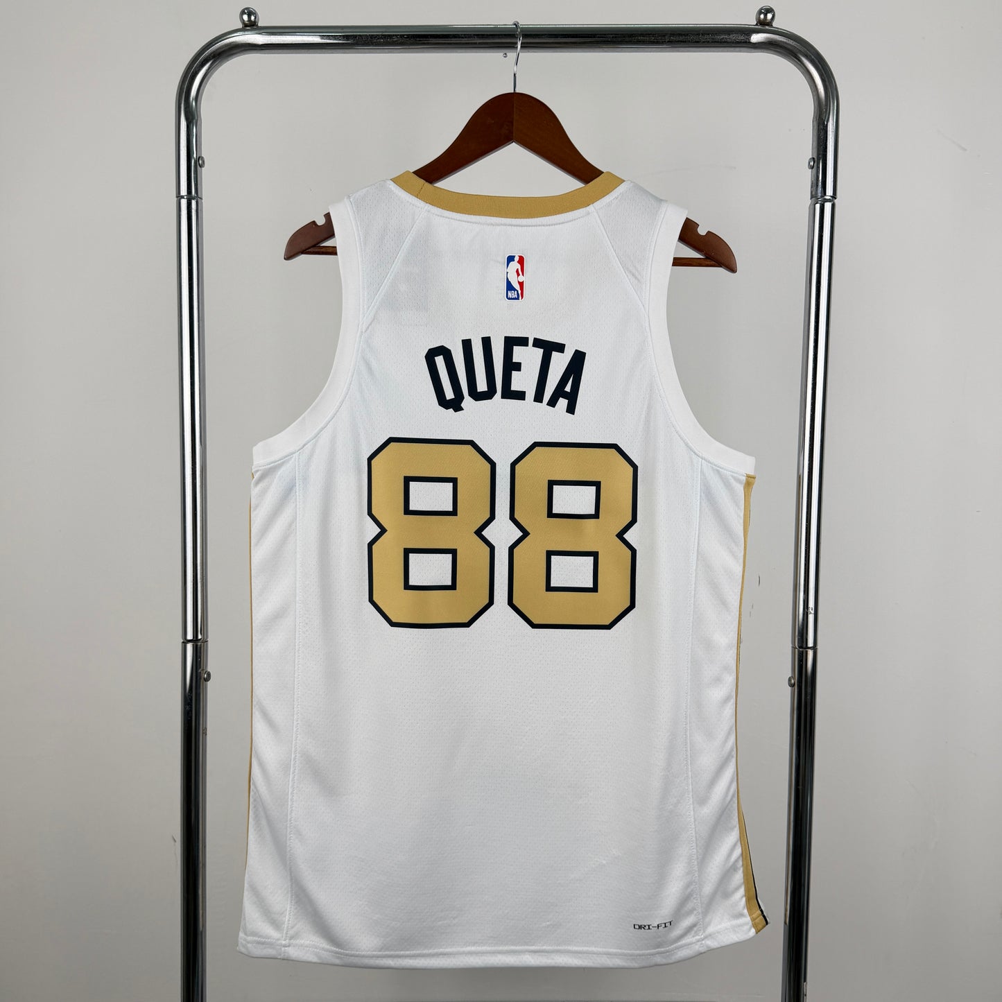 Regata Boston Celtics Masculina - Branca e Dourada