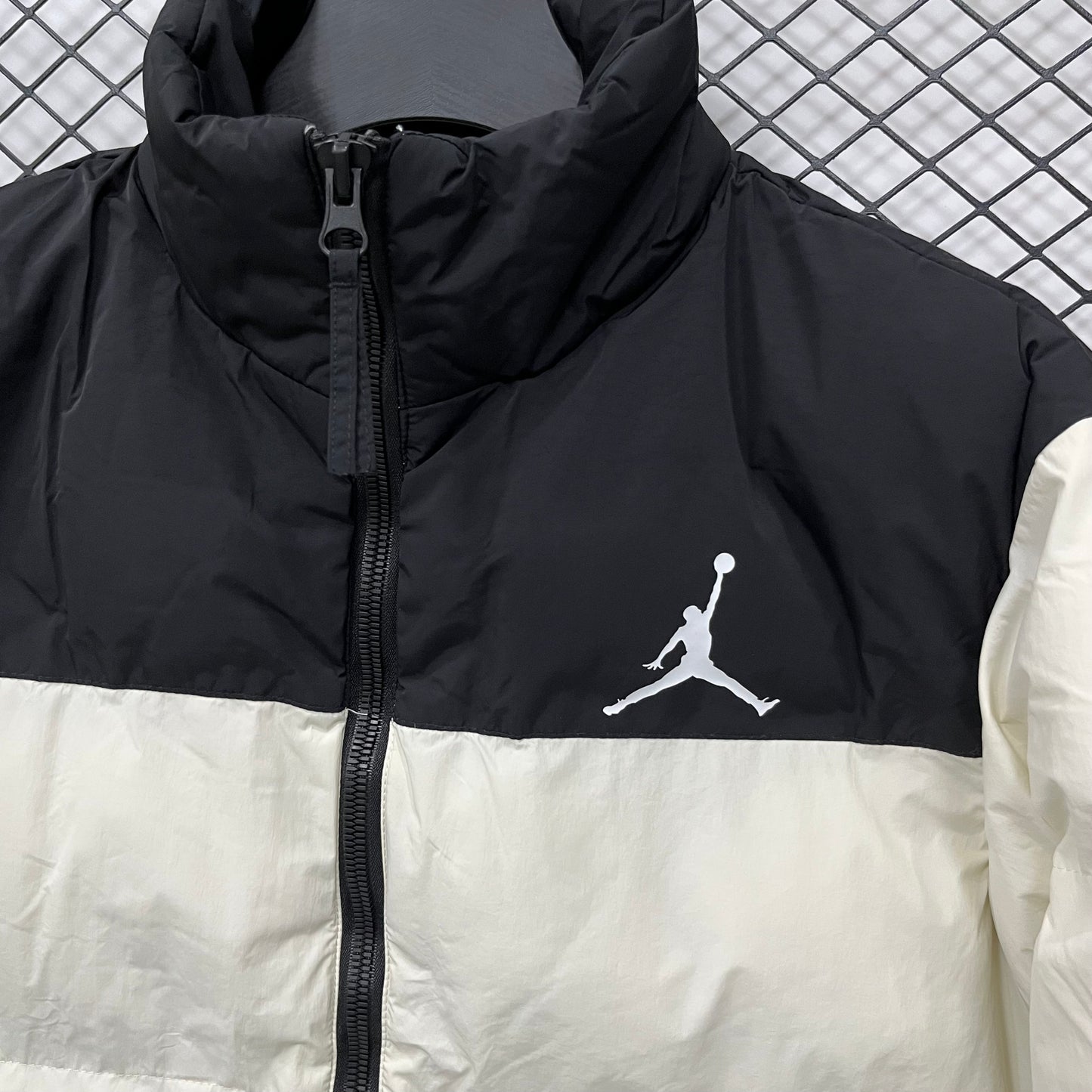 Jaqueta Jordan - Bege