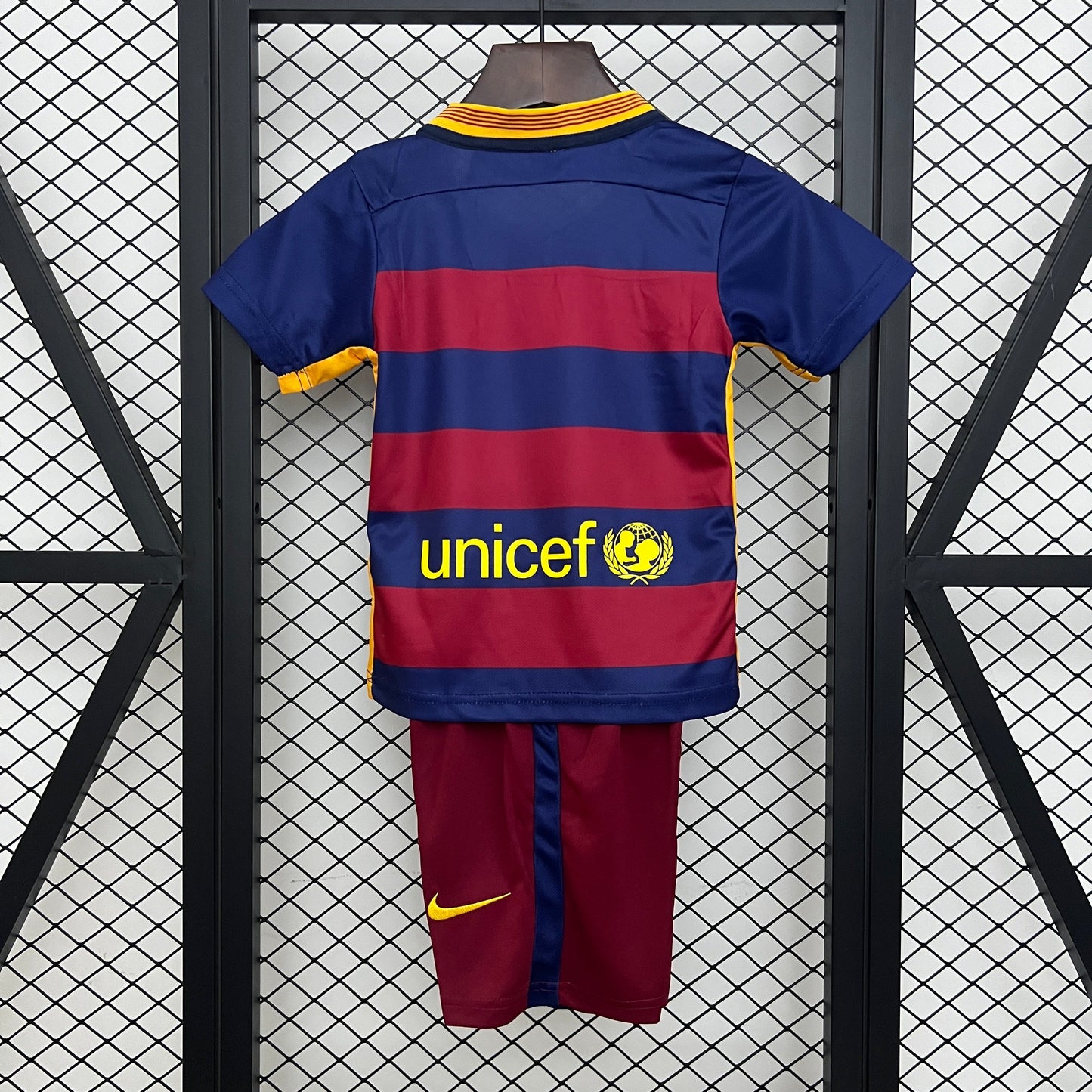 Kit Infantil Barcelona Home Retrô 15/16 - Grená