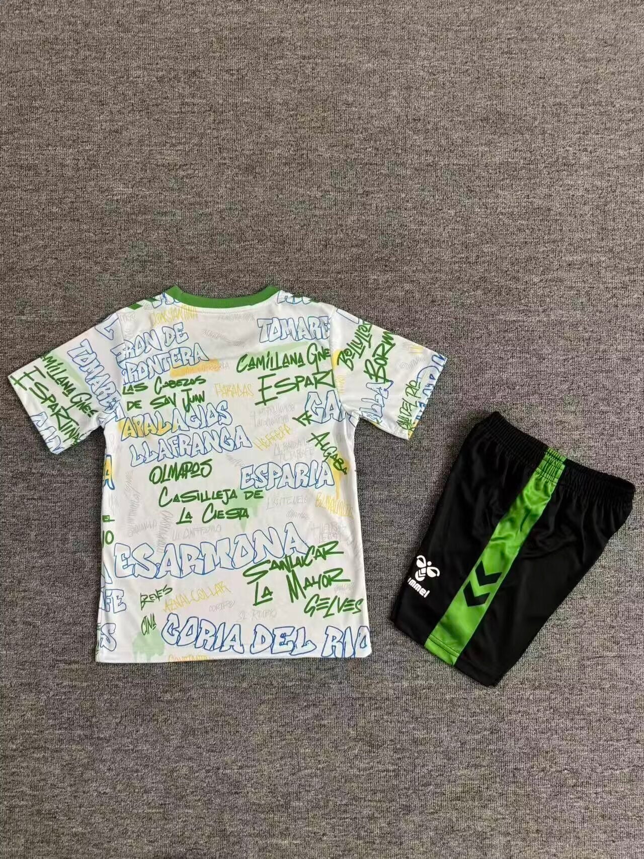 Kit Infantil Real Betis Pré Jogo 25/26 - Branca e Verde