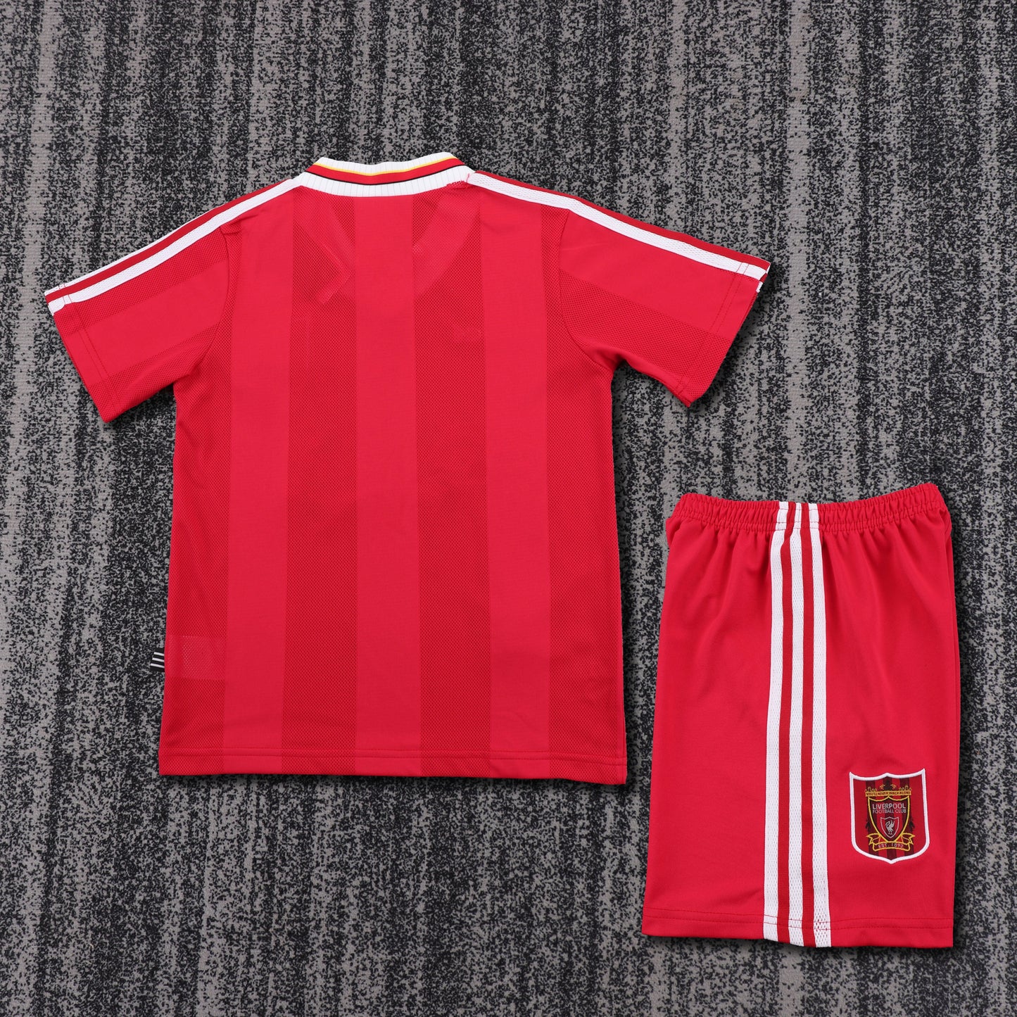 Kit Infantil Liverpool Home Retrô 96/97 - Vermelho