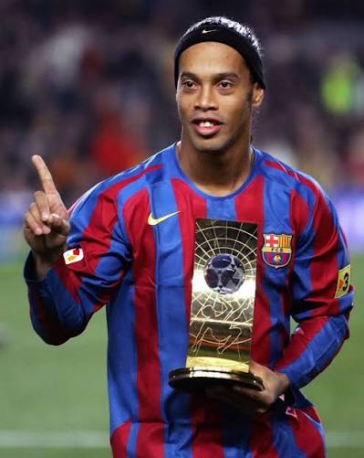Barcelona Home Retrô 2006 Manga Longa Nike - Grená