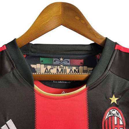 Milan Home Retrô 2010/2011 Adidas - Vermelha e Preta