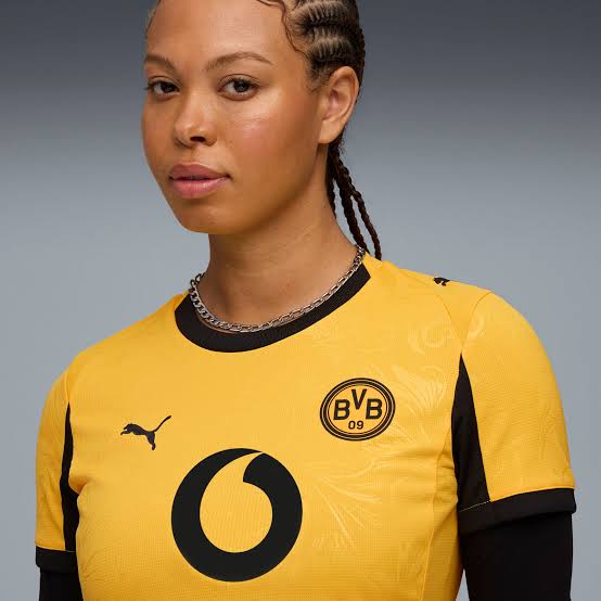 Borussia Dortmund Home Copas 25/26 Feminina Puma - Amarela