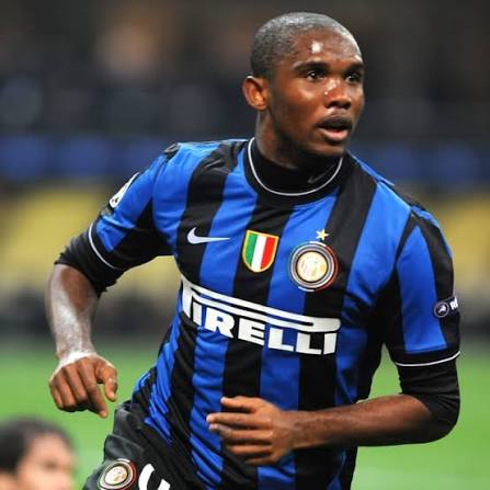 Inter de Milão Home Retrô 2010 Nike - Azul e Preta