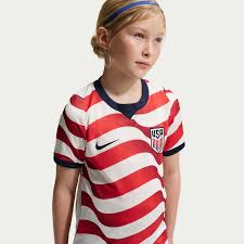 Kit Infantil EUA Home 26/27 - Branco e Vermelho
