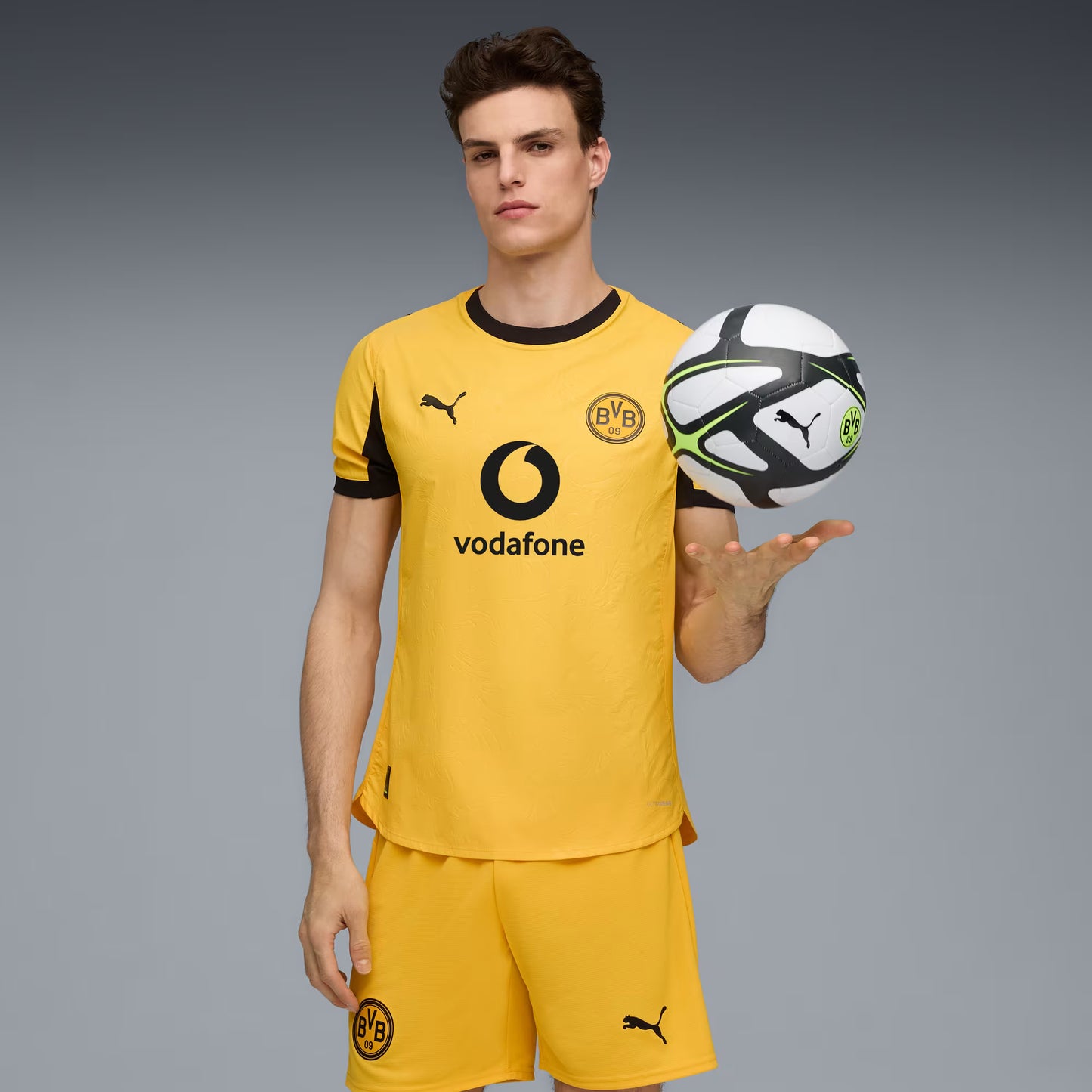 Borussia Dortmund Home Copas 25/26 Jogador Puma - Amarelo