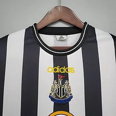 Newcastle Home Retro 97/99 Adidas - Preto e Branco