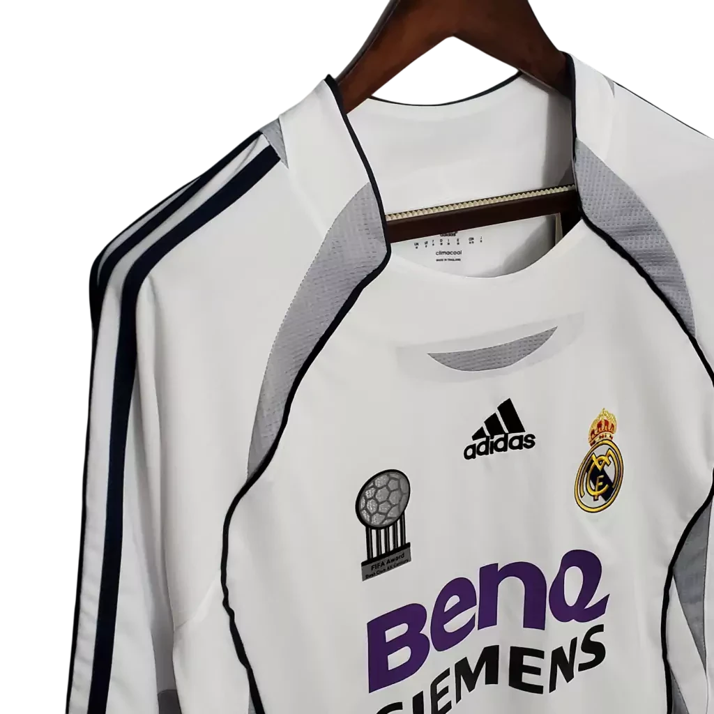 Real Madrid Home Retrô 06/07 Manga Longa Adidas - Branco